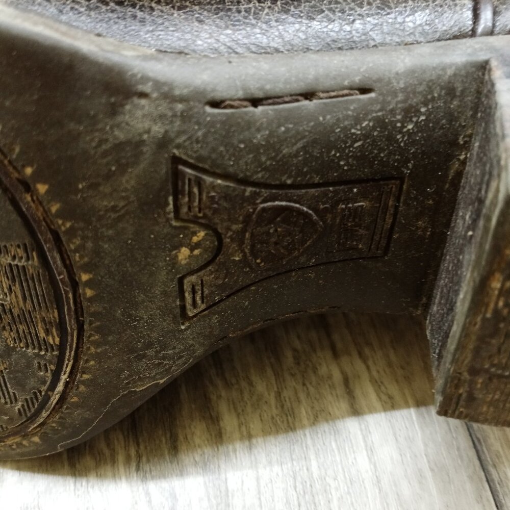 Ariat Dark Brown Leather Heeled Western Boots with Tan Stitching - Picture 8 of 15